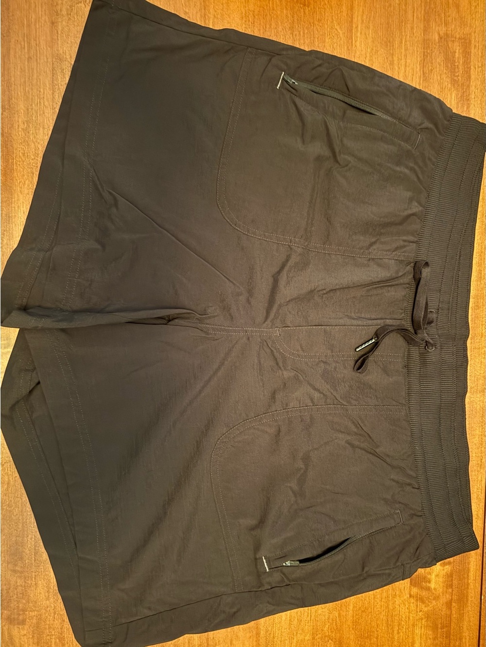 L.L. Bean Women’s Camp Vista Black Athletic Drawstring Shorts XL